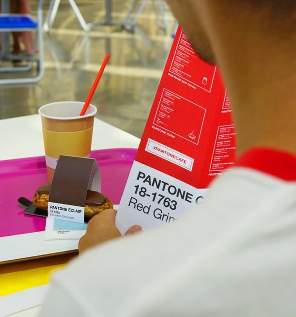 Pantone-Cafe4